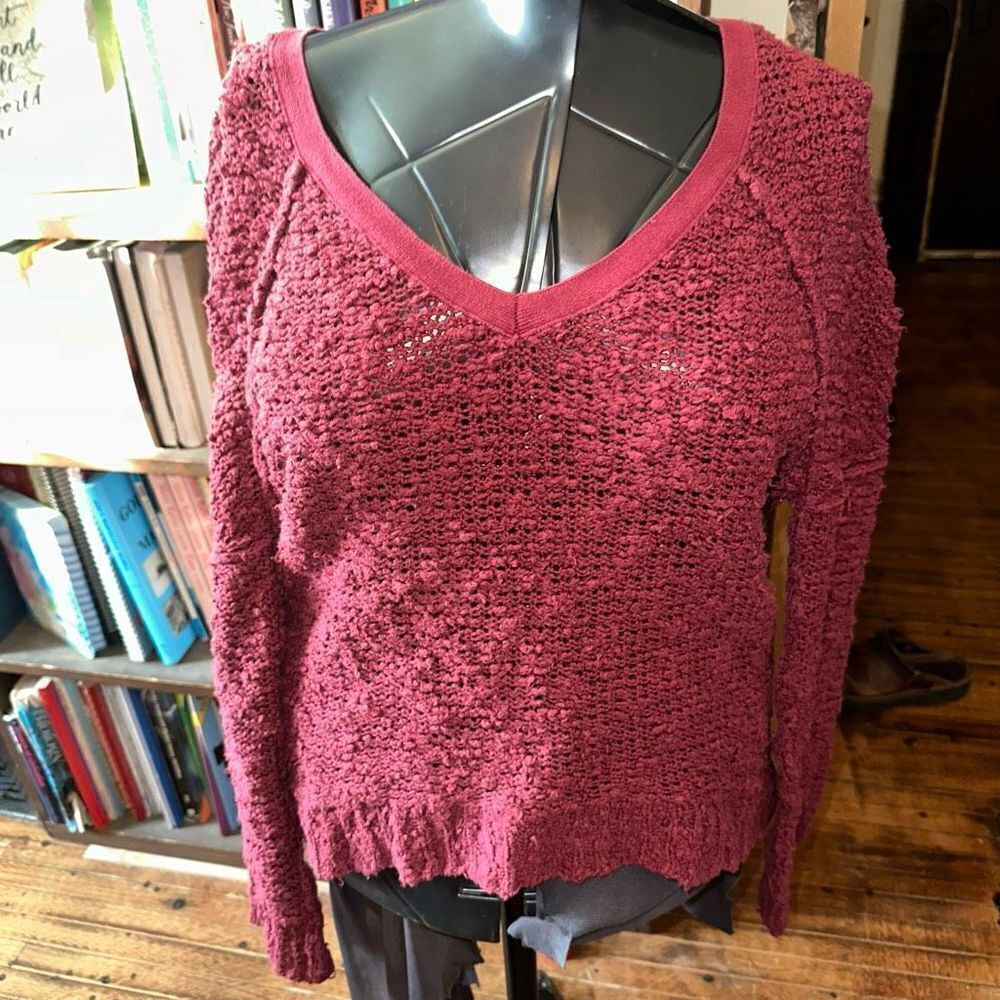Free People chunky deep red v-neck XS boho oversized sweater